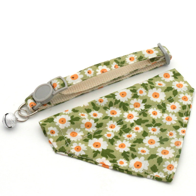 Adjustable Little Daisy Dog Neck Scarf