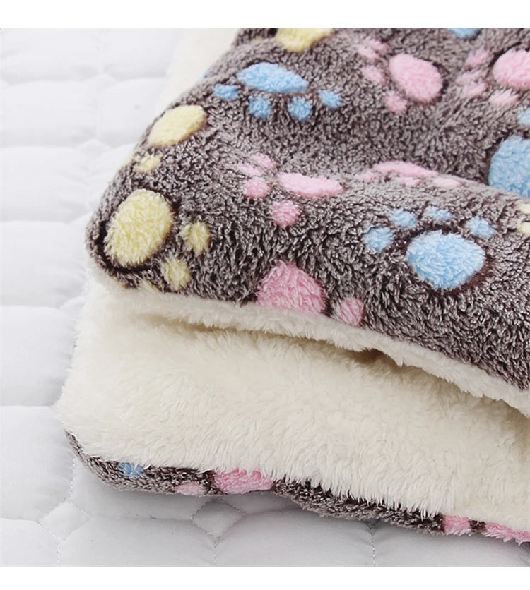 Soft Flannel Pet Blanket puppy Sleeping Cover Towel cushion for small Medium large dogs